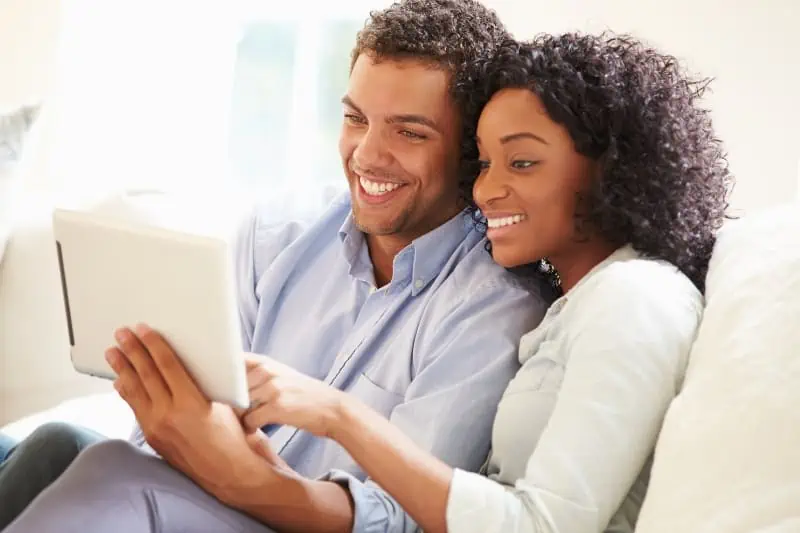 Top Reasons to Get Married Online